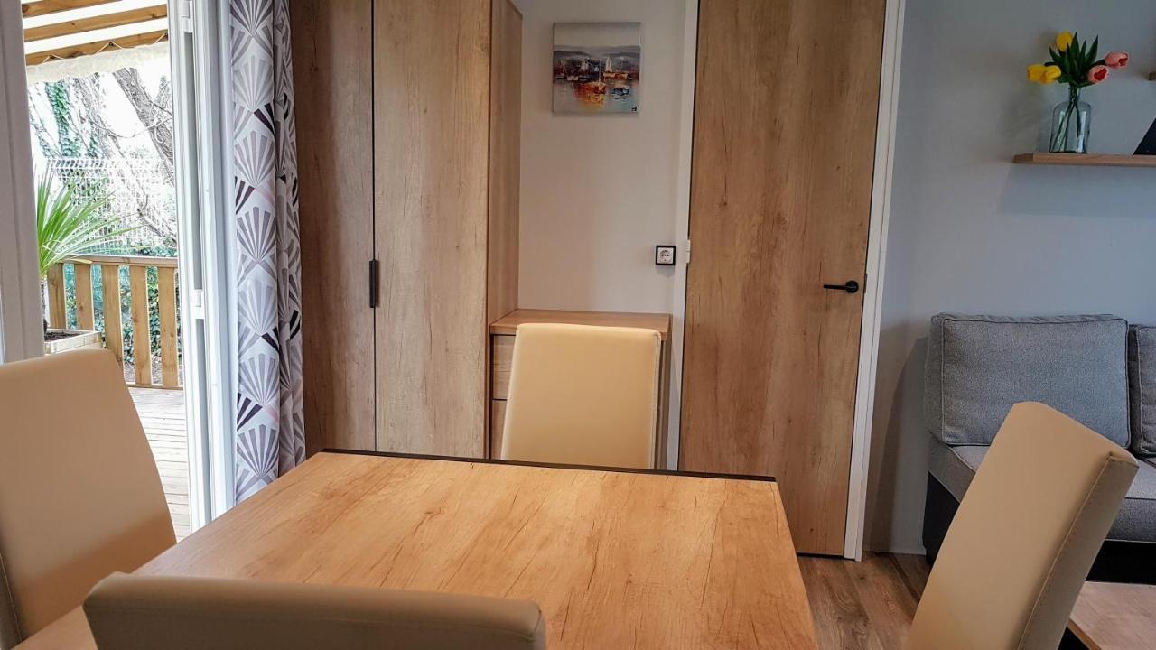 Camping Mobile De Luxe St Cyprien Saint-Cyprien (Pyrenees-Orientales)